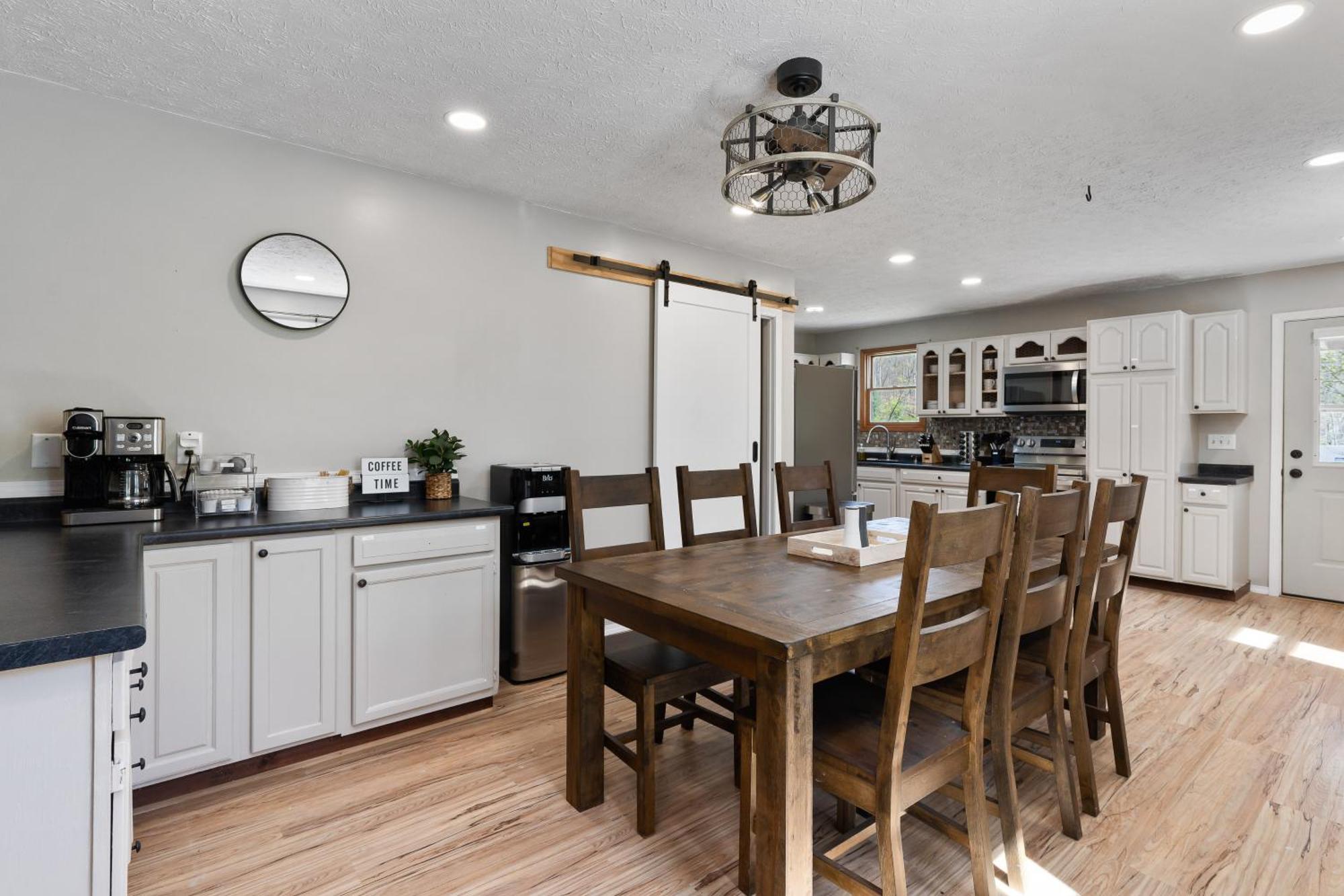 Spacious Cabin Near Hocking Hills And Caves With Hot Tub And Firepit Laurelville Exteriér fotografie