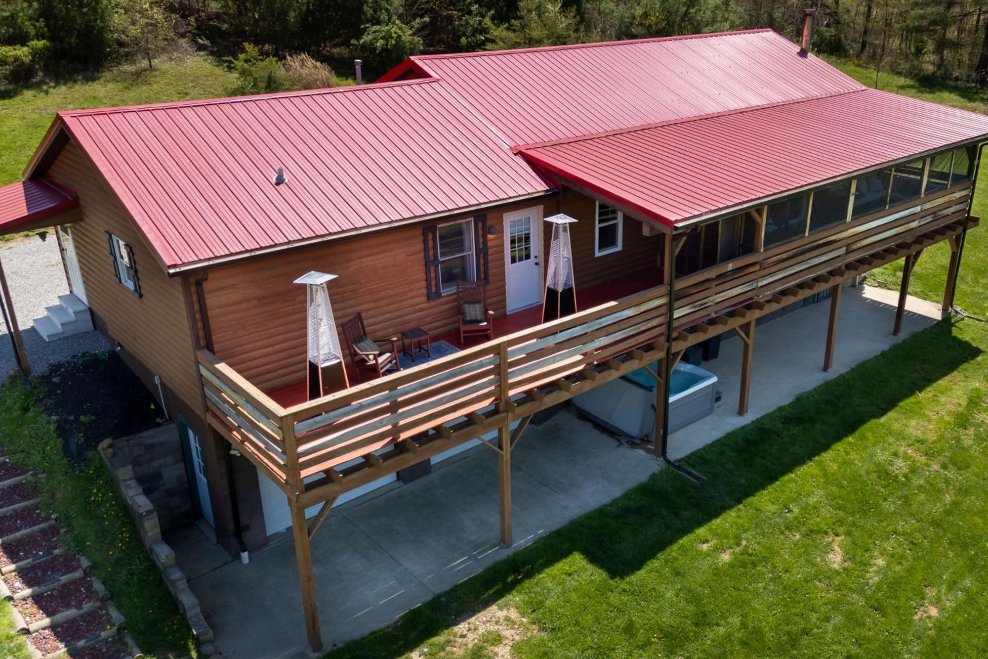 Spacious Cabin Near Hocking Hills And Caves With Hot Tub And Firepit Laurelville Exteriér fotografie