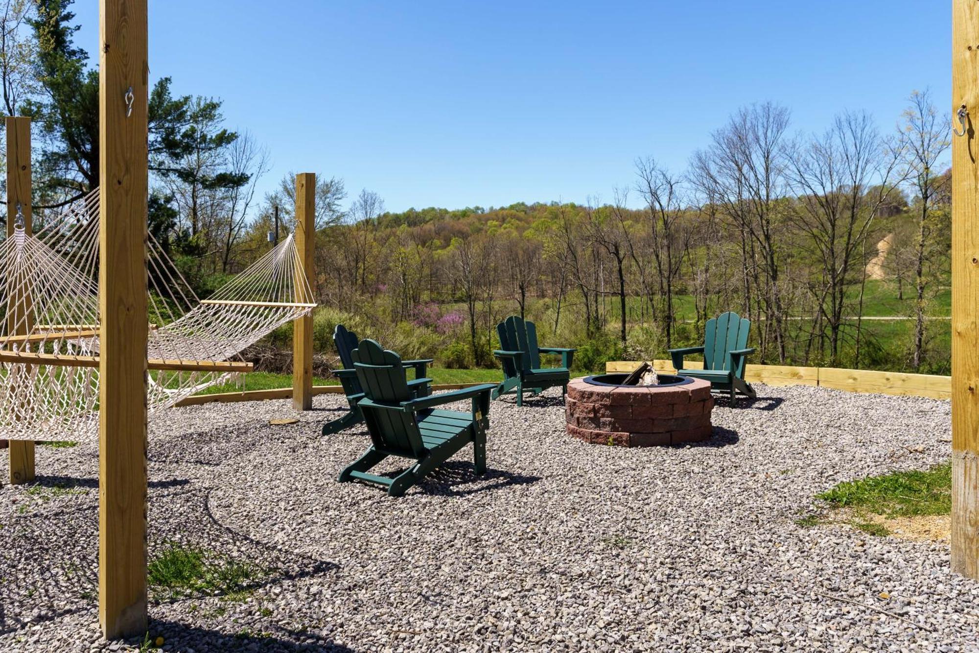 Spacious Cabin Near Hocking Hills And Caves With Hot Tub And Firepit Laurelville Exteriér fotografie